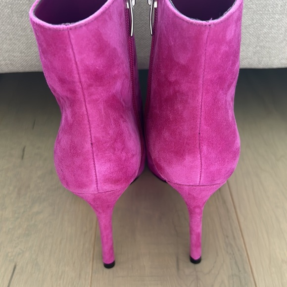 Nine West Booties Size 6 Never Worn - Picture 2 of 3